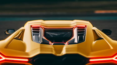 Lamborghini Revuelto